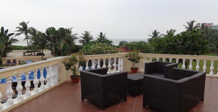 The Hans Coco Palms Puri Exterior photo