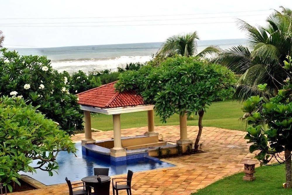 The Hans Coco Palms Puri Exterior photo