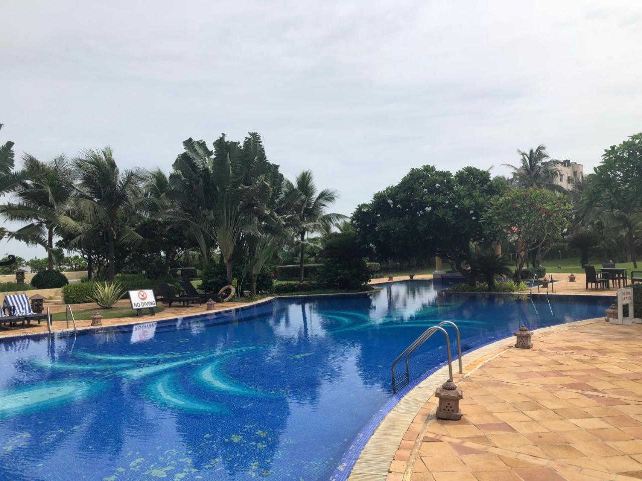 The Hans Coco Palms Puri Exterior photo