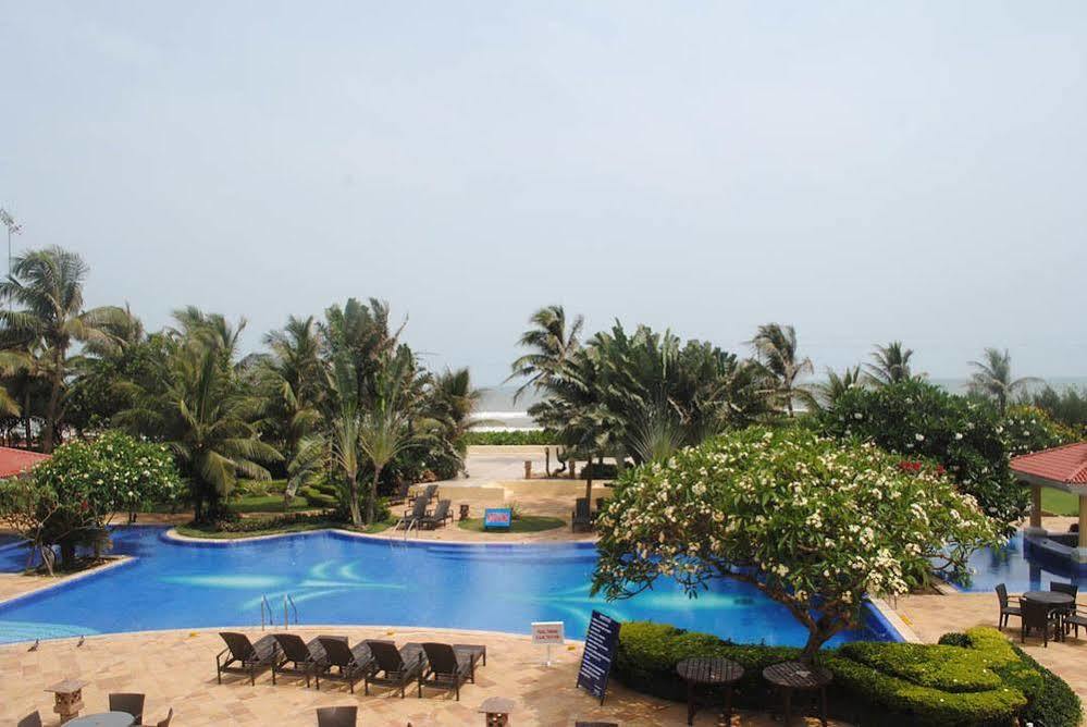 The Hans Coco Palms Puri Exterior photo